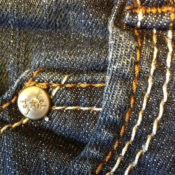 L.E.I. "Sophia Hiphugger Flair" Jeans  |  Size 3 - Picture 5 of 14
